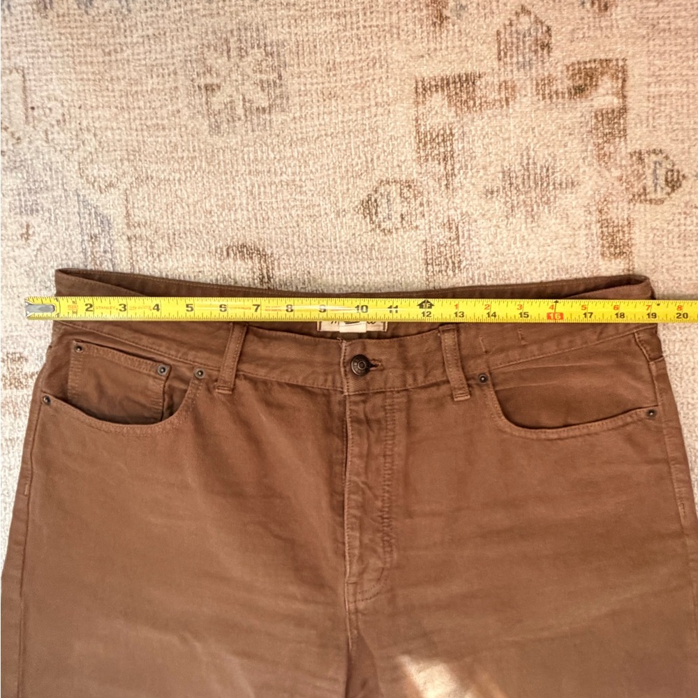Madewell Rust-Brown the darted barrel Jean - Picture 4 of 5